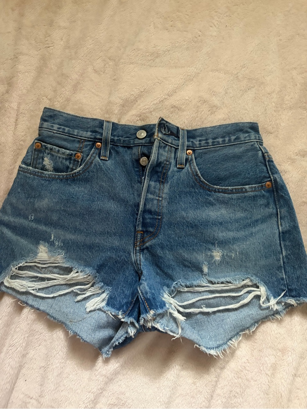 Dark wash Levi’s 501 shorts